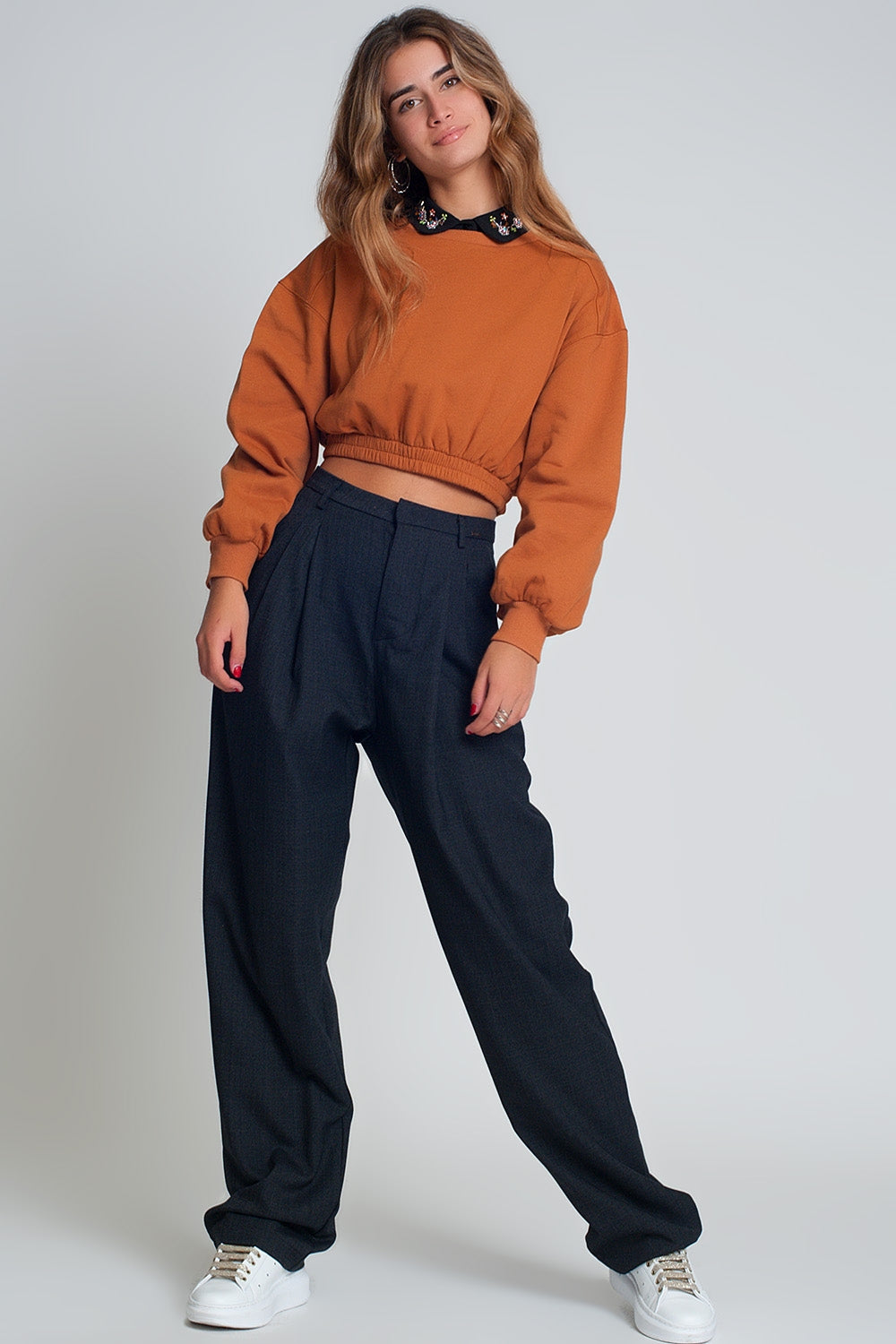 Oversized cropped sweatshirt in camel Q2 Sweaters BoutiqueLua