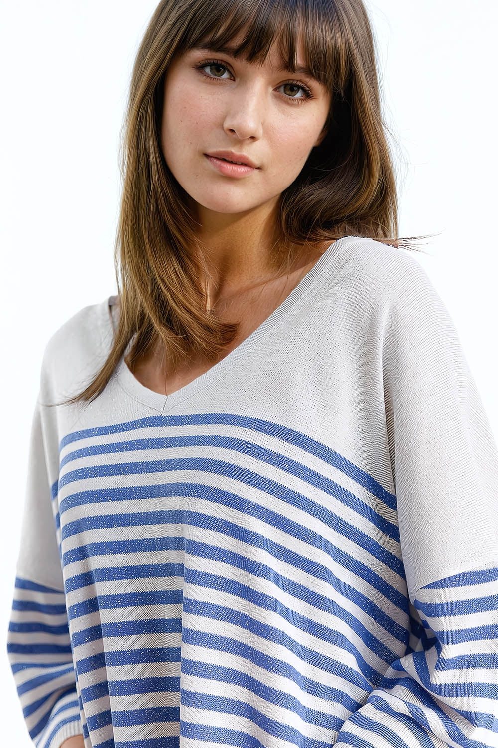 Oversized Grey sweater with blue stripes and V-neck Q2 Sweaters BoutiqueLua