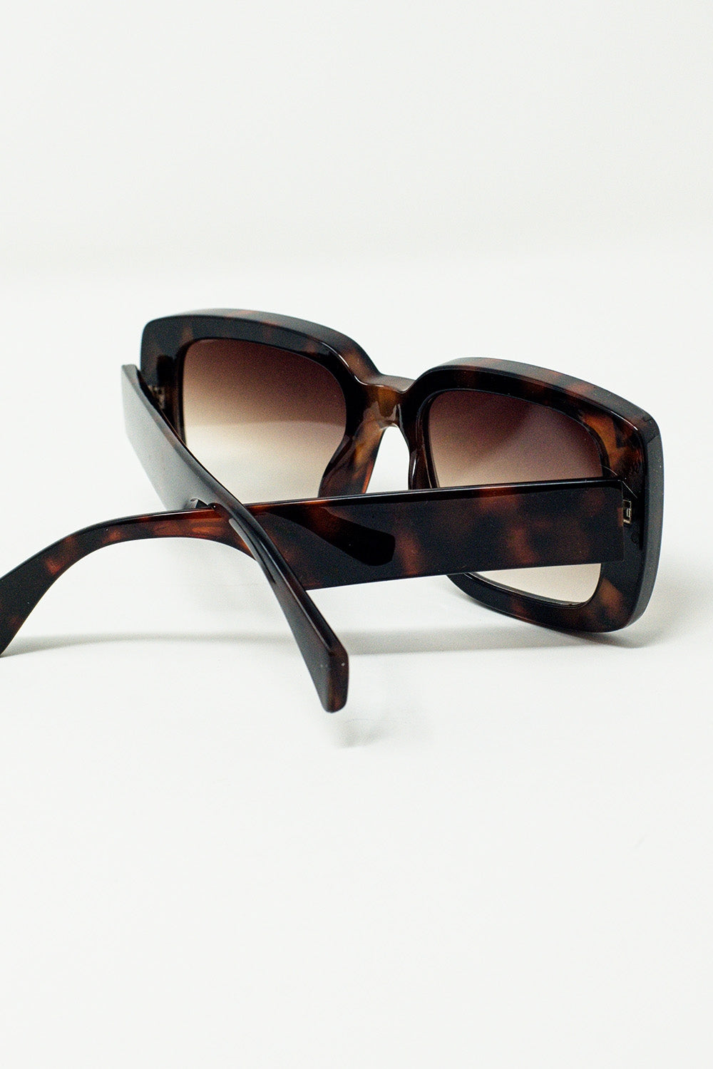 Oversized Rectangular Sunglasses With Wide Frame in brown Q2 Sunglasses BoutiqueLua