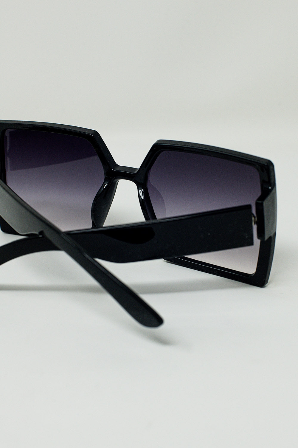 Oversized Square Sunglasses In Black Q2 Sunglasses BoutiqueLua