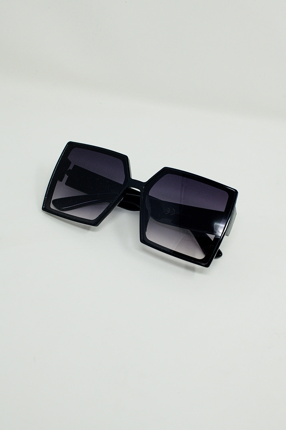 Oversized Square Sunglasses In Black Q2 Sunglasses BoutiqueLua