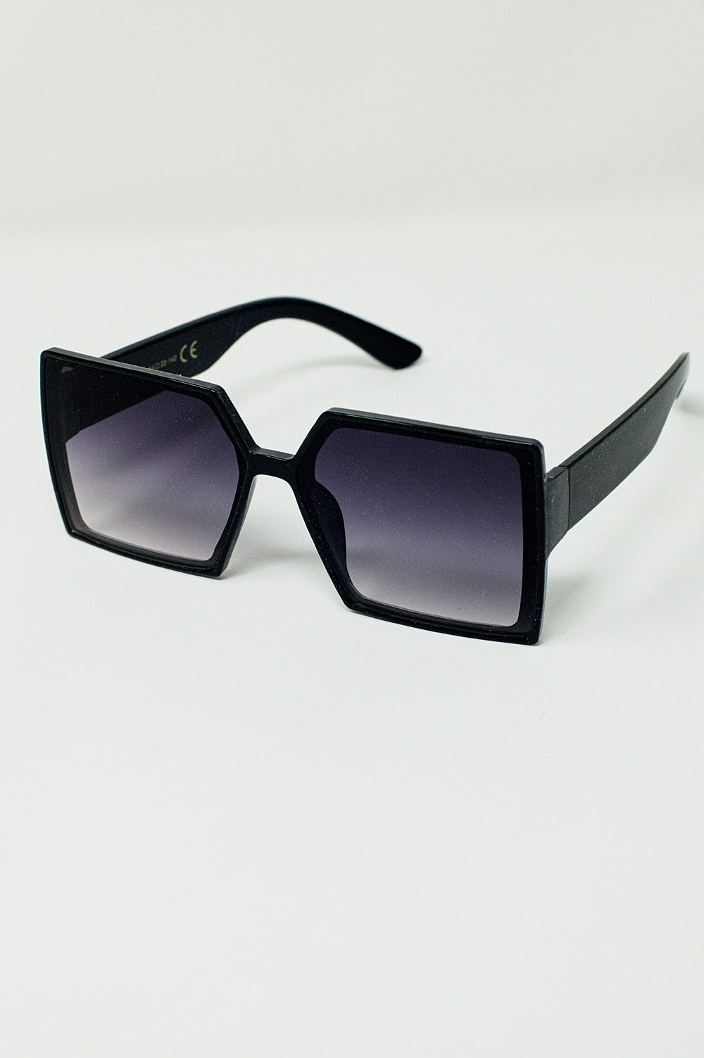 Oversized Square Sunglasses In Black Q2 Sunglasses BoutiqueLua