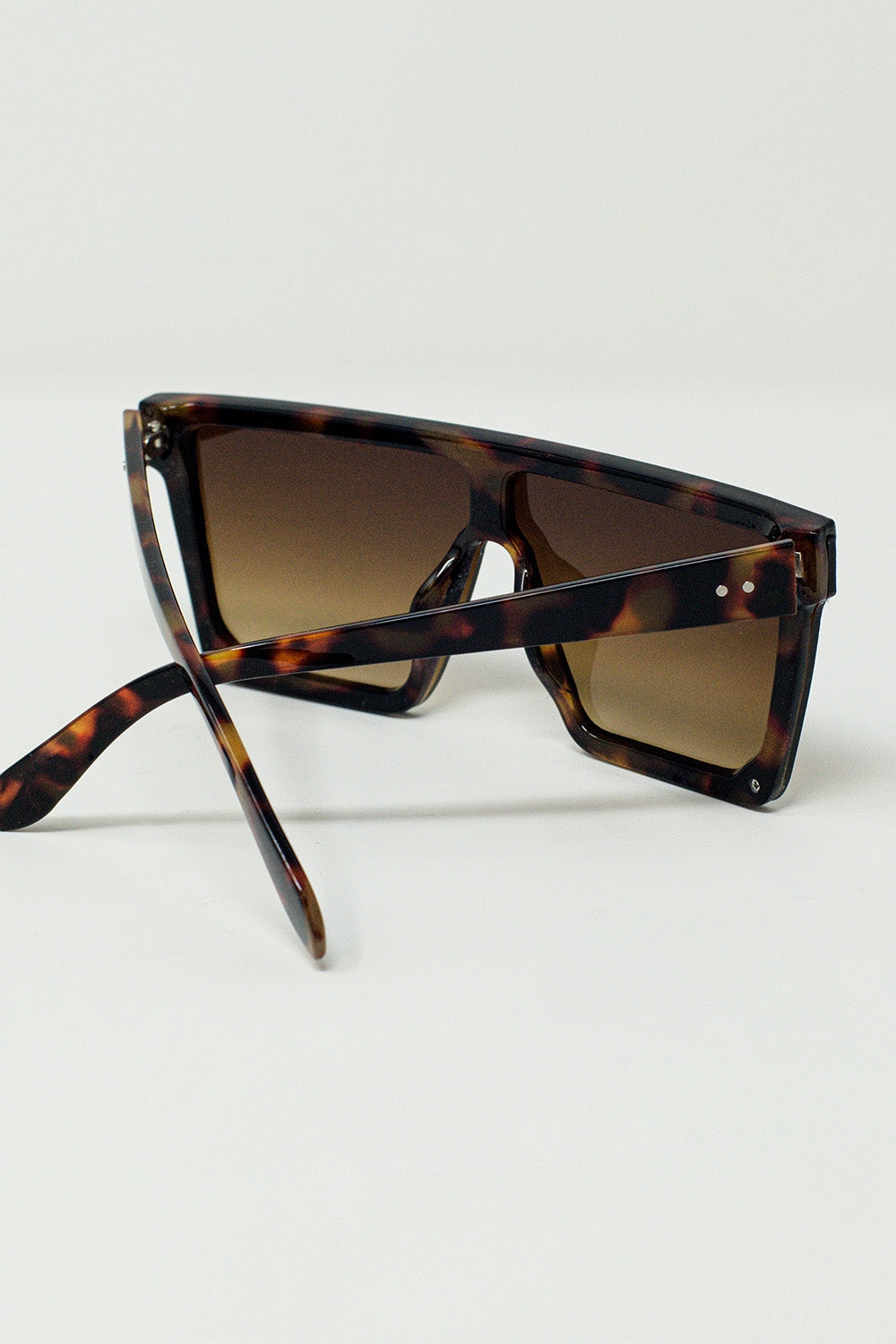 Oversized Squared 70´s Sunglasses in Brown Q2 Sunglasses BoutiqueLua