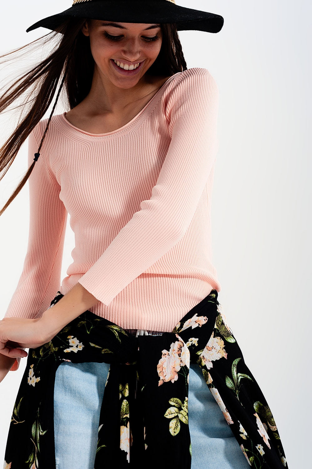 Pink knitted wide neck sweater Q2 Sweaters BoutiqueLua