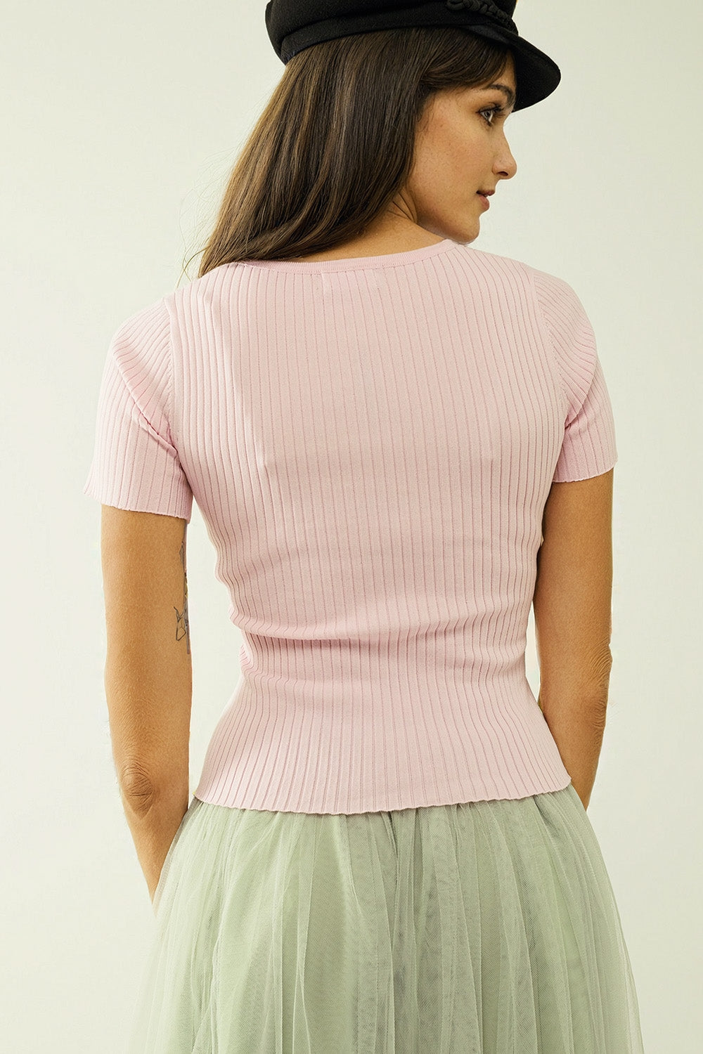 Pink sweater with crossed front and V-neck Q2 Sweaters BoutiqueLua