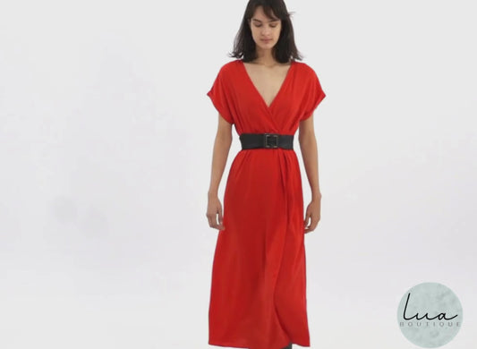 Short sleeve satin maxi dress in red