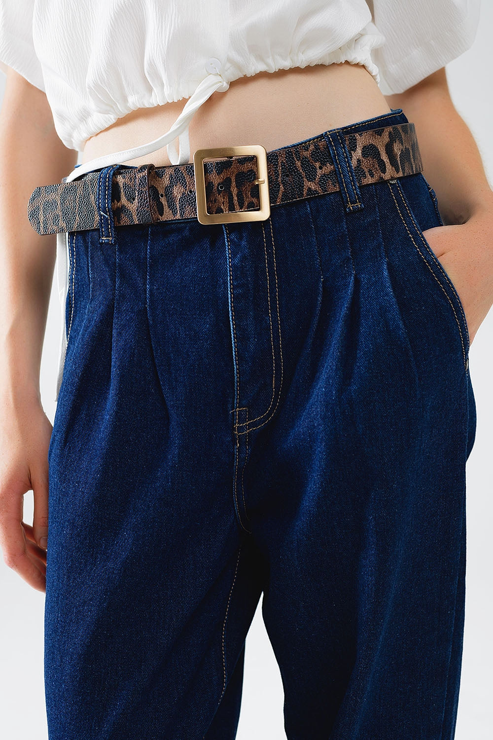 Raw Blue Mom Jeans With Pleated Detail Q2 Jeans BoutiqueLua