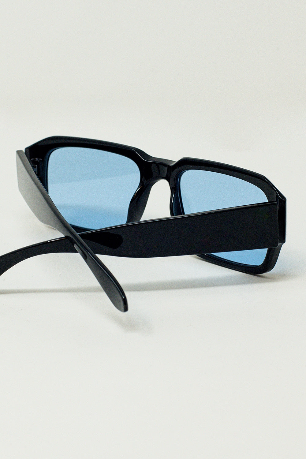 Rectangular Black Frame Sunglasses With Blue Lenses Q2 Sunglasses BoutiqueLua