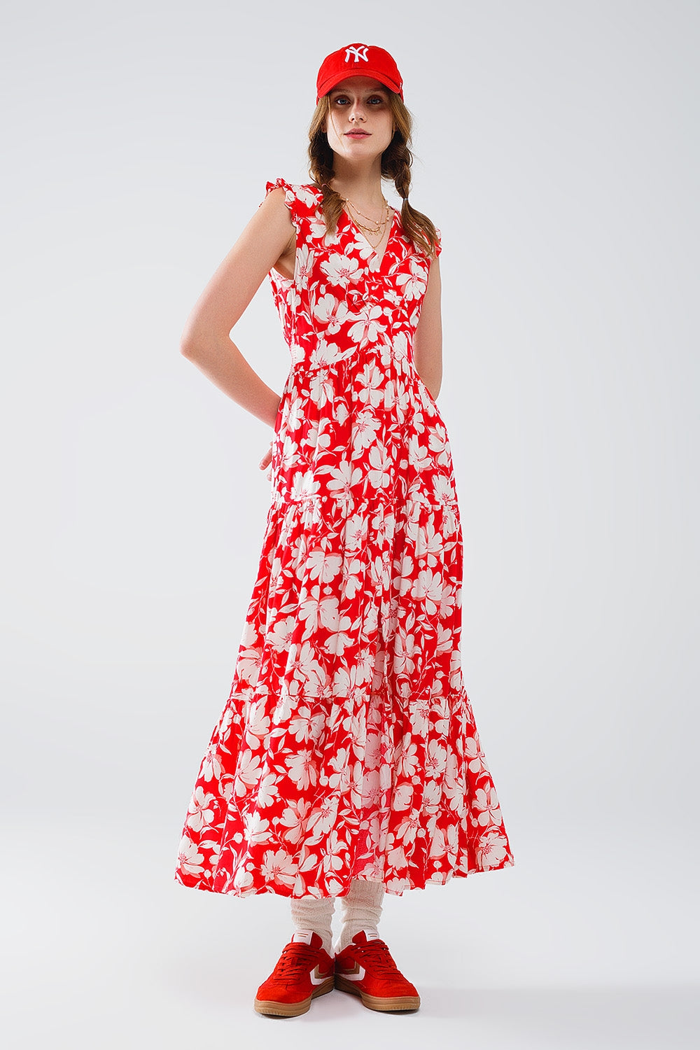 Red maxi dress with floral print and V-neck Q2 Dresses BoutiqueLua