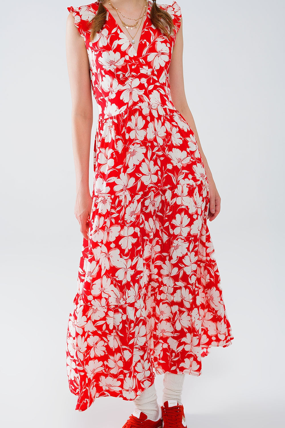 Red maxi dress with floral print and V-neck Q2 Dresses BoutiqueLua