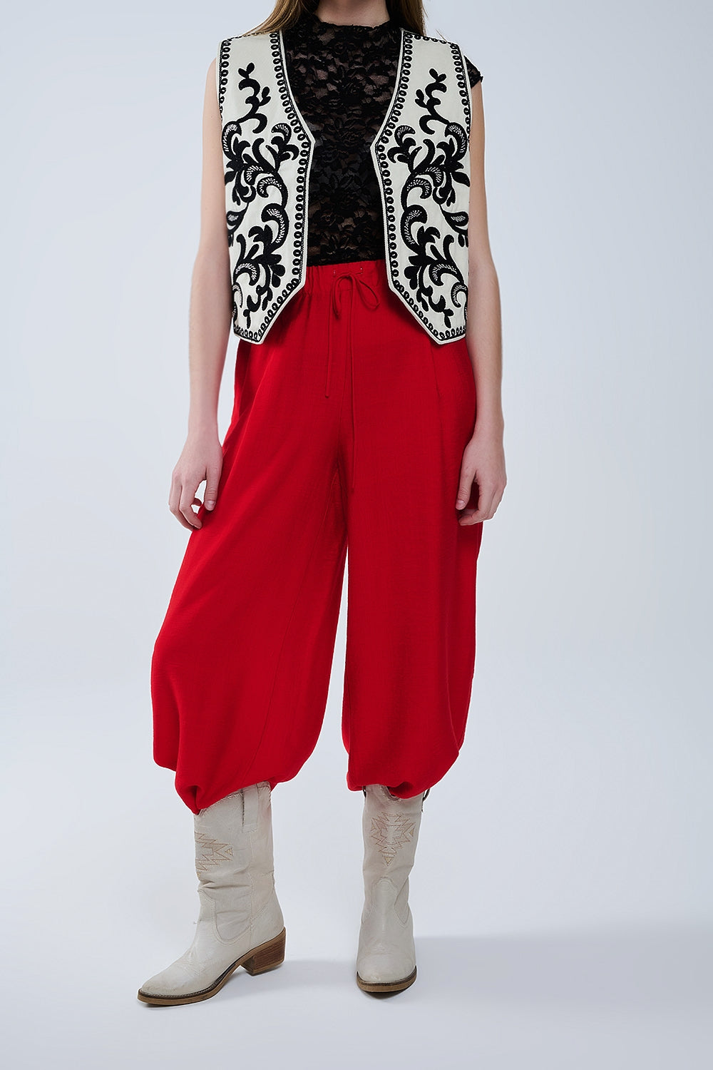 Red pants with wide leg in light viscose fabric