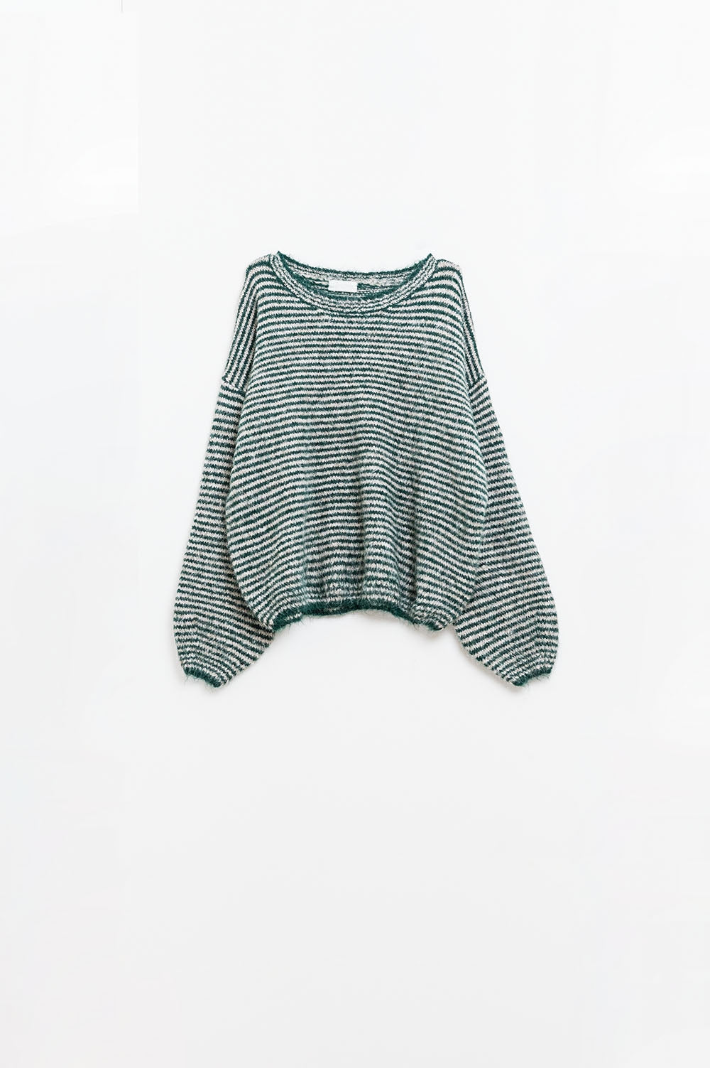 Q2 Relaxed Bat-Wing Stripey Sweater in Green and White Cozy Knit