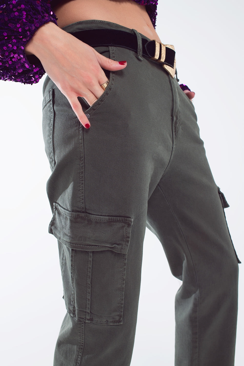 Relaxed cargo pants in Army dark green Q2 Jeans BoutiqueLua