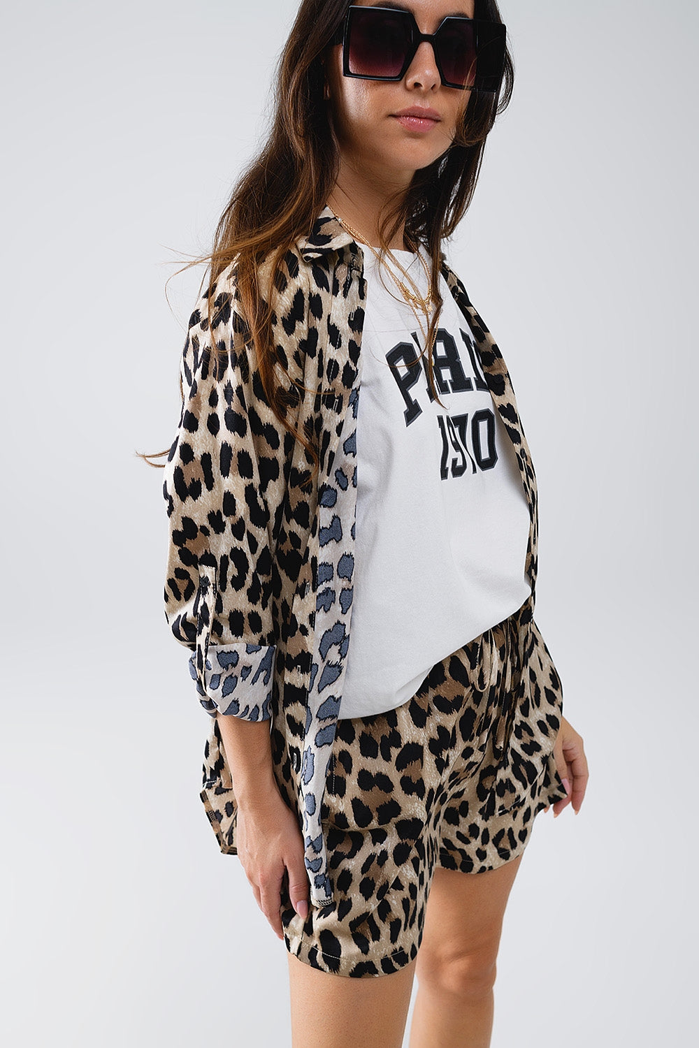 Q2 Relaxed Leopard Print High-Low Shirt With Long Sleeves