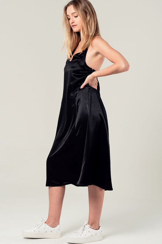 Q2 Satin midi dress with back detail in black