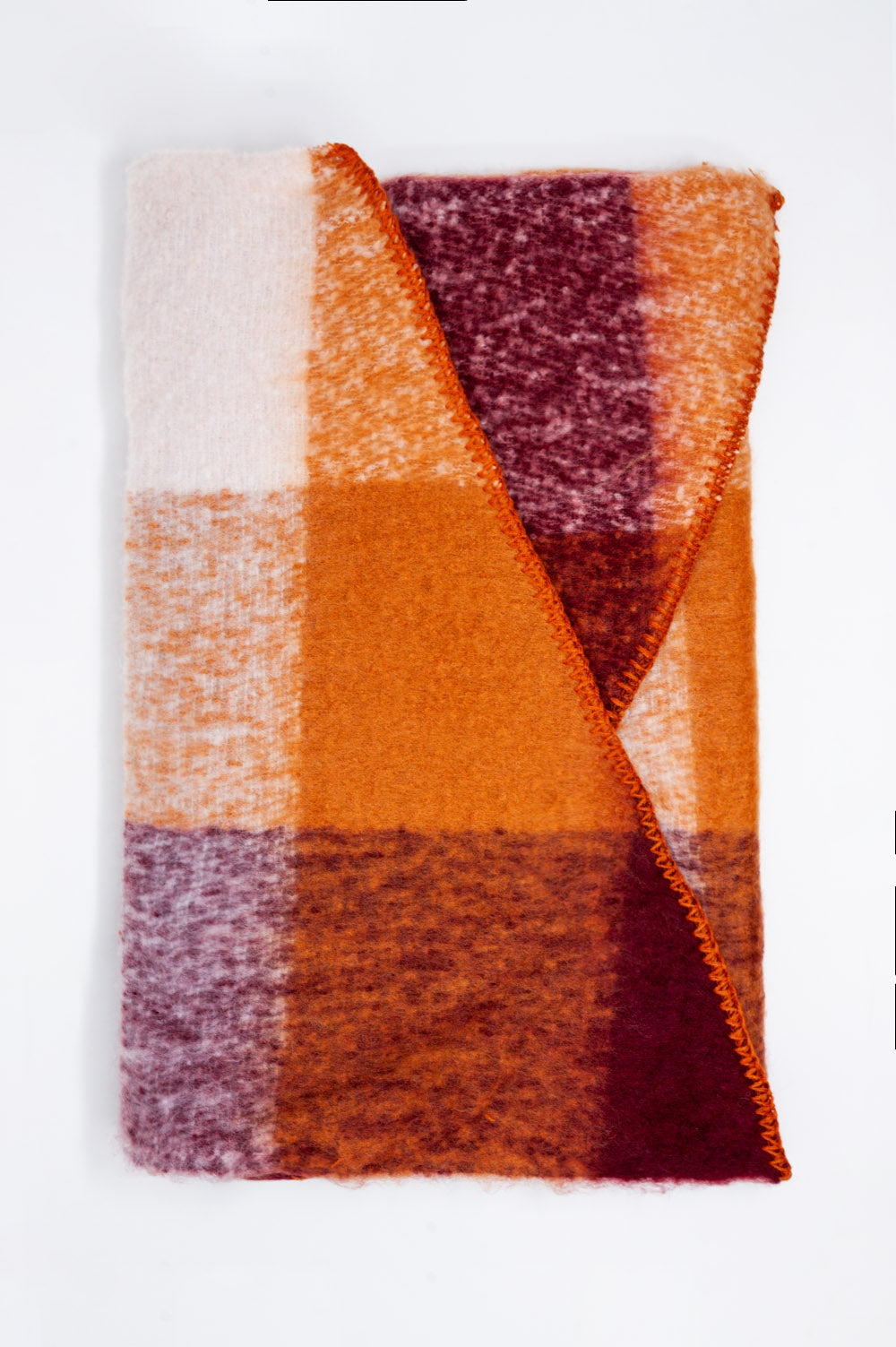 Q2 Scarf in orange & brown