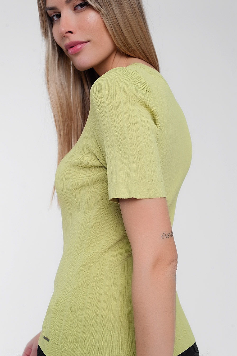 Scoop neck jumper with short sleeve in green Q2 Sweaters BoutiqueLua