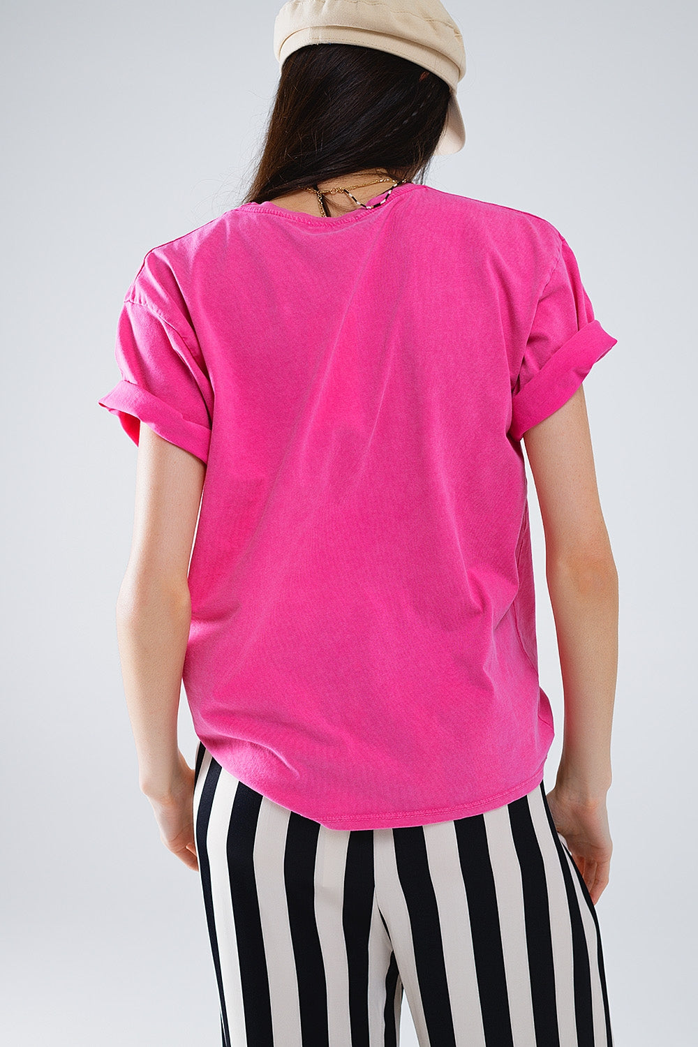 Short Sleeve T-shirt With Graphic Text Manhattan In Pink Q2 Tops BoutiqueLua