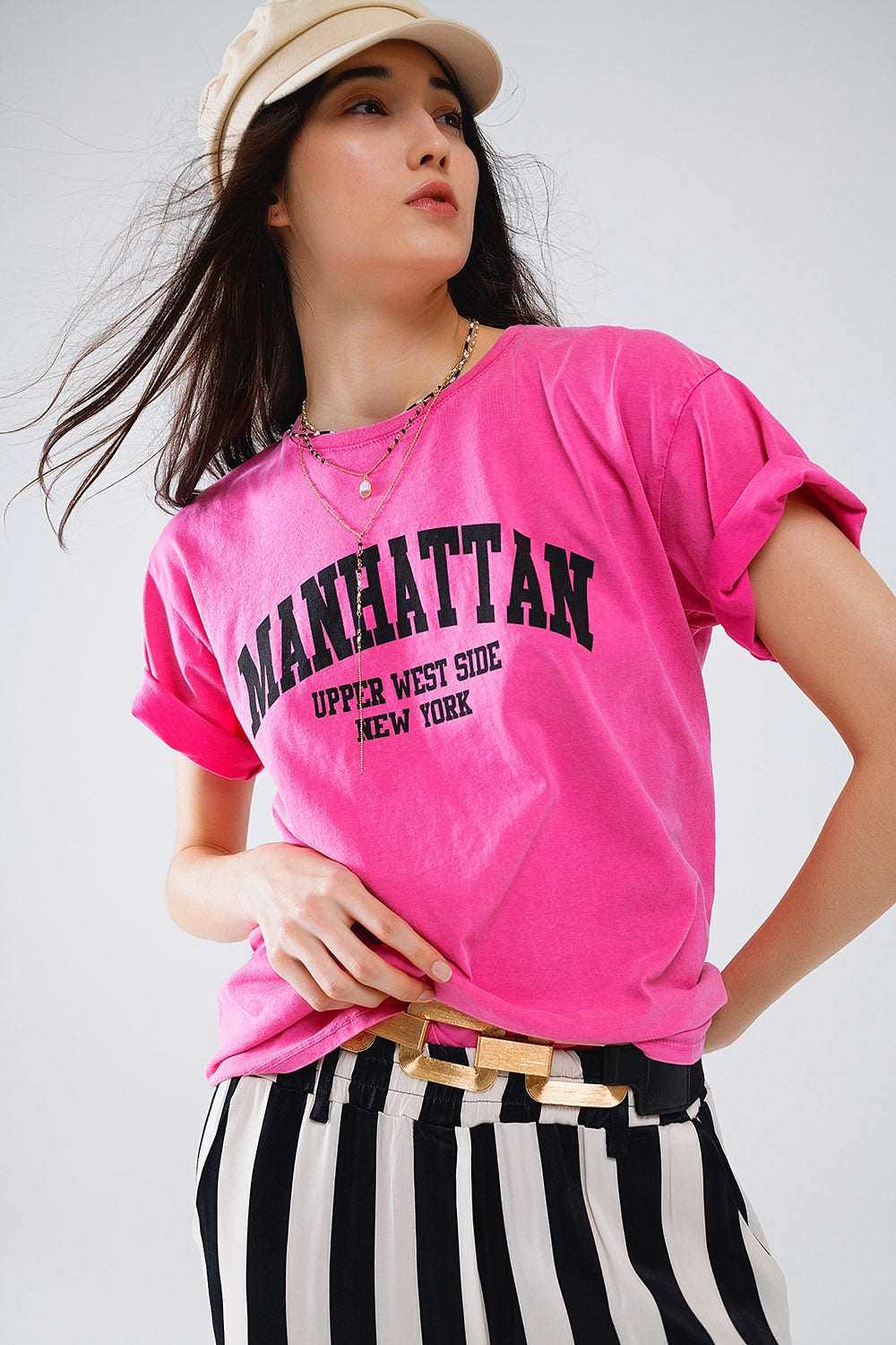 Short Sleeve T-shirt With Graphic Text Manhattan In Pink Q2 Tops BoutiqueLua