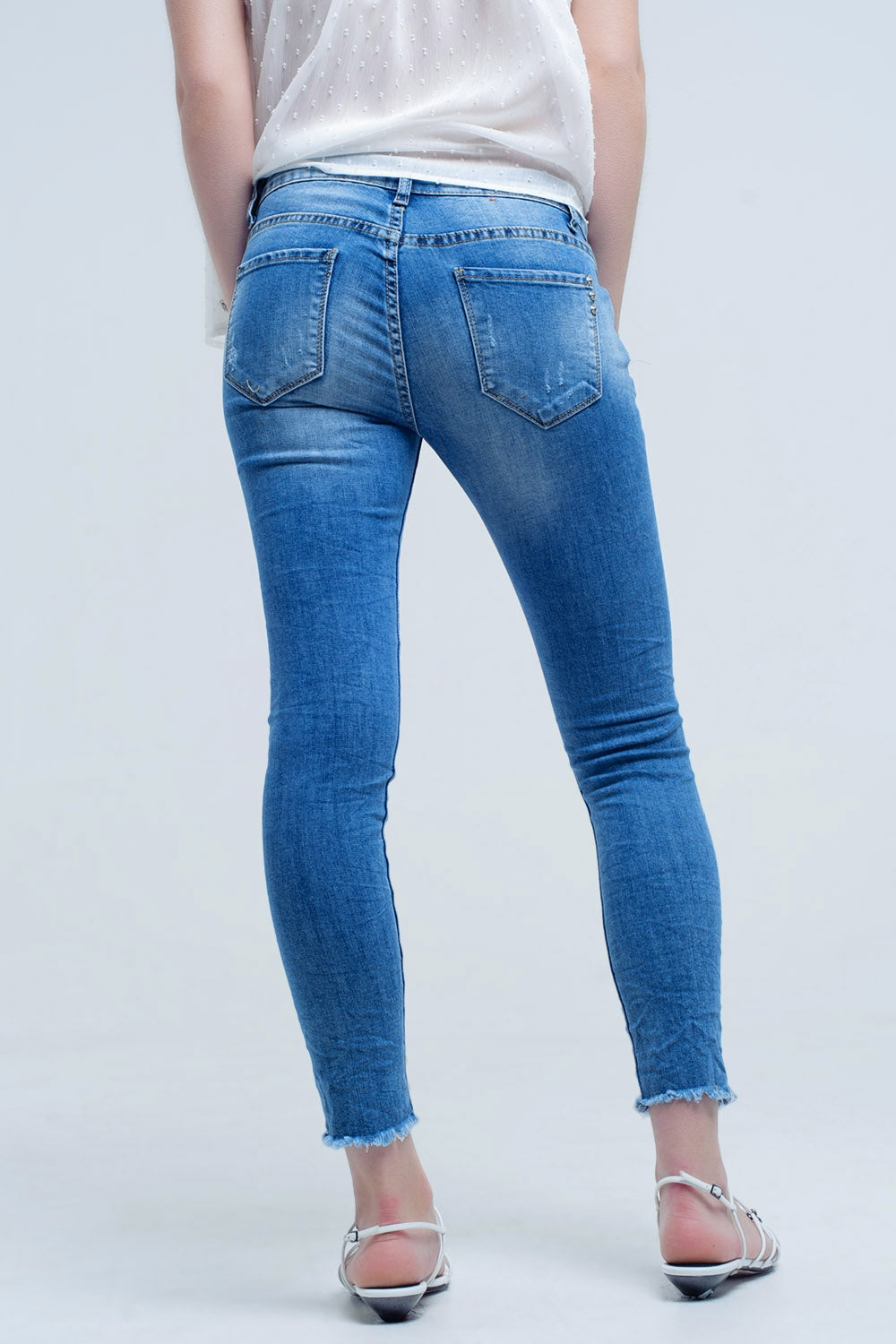 Skinny jeans in medium wash with rips Q2 Jeans BoutiqueLua