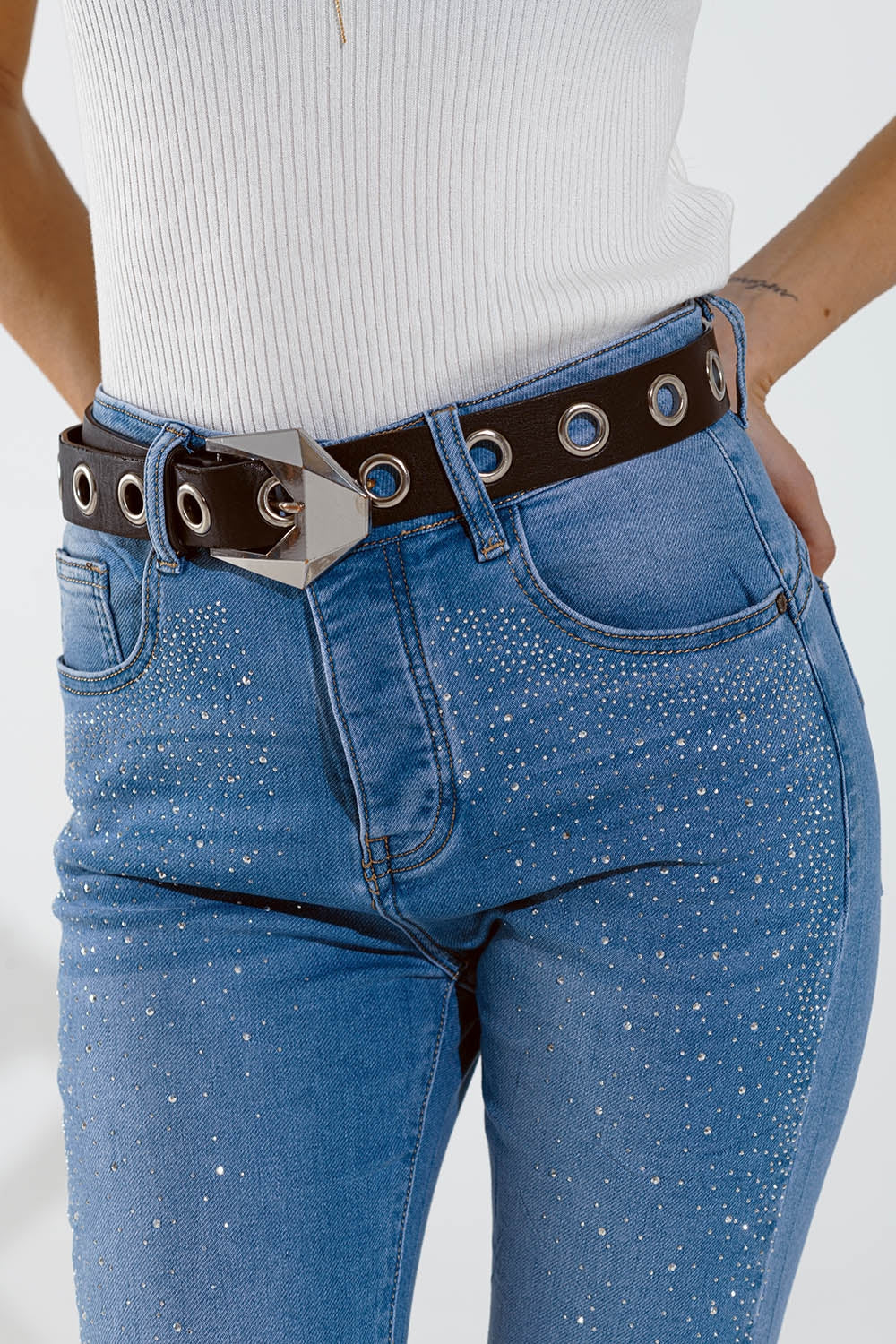 Skinny jeans in washed blue with strass all over the front Q2 Jeans BoutiqueLua