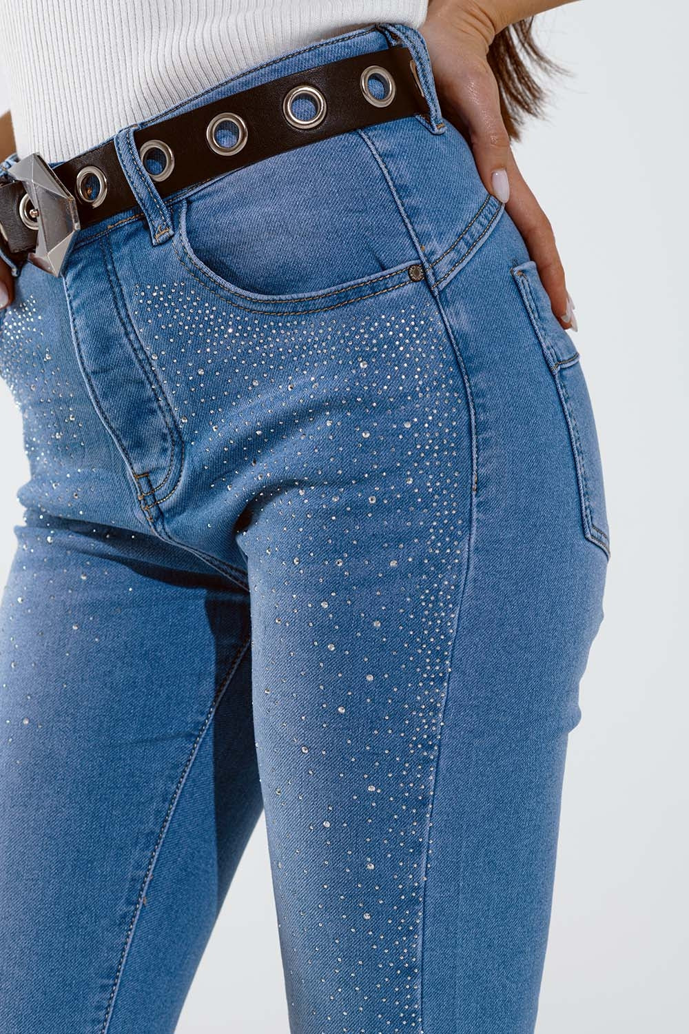 Skinny jeans in washed blue with strass all over the front Q2 Jeans BoutiqueLua