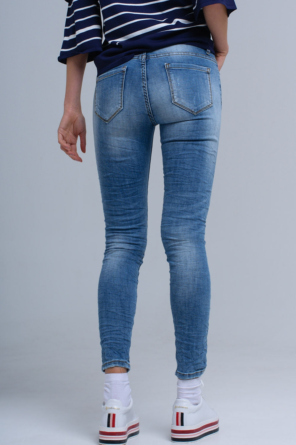 Skinny jeans with rips Q2 Jeans BoutiqueLua