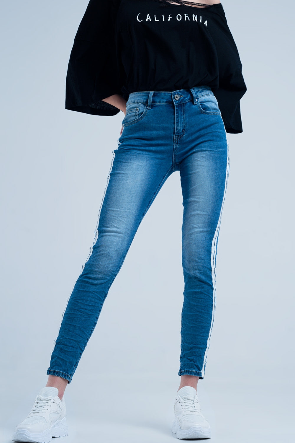 Skinny jeans with white side stripe Q2 Jeans BoutiqueLua