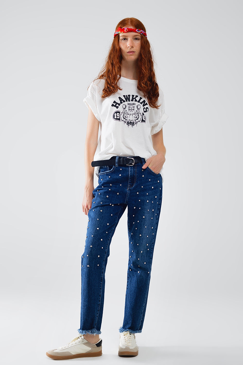 Straight Blue Jeans With Strass Front Details And Frayed Ends Q2 Jeans BoutiqueLua