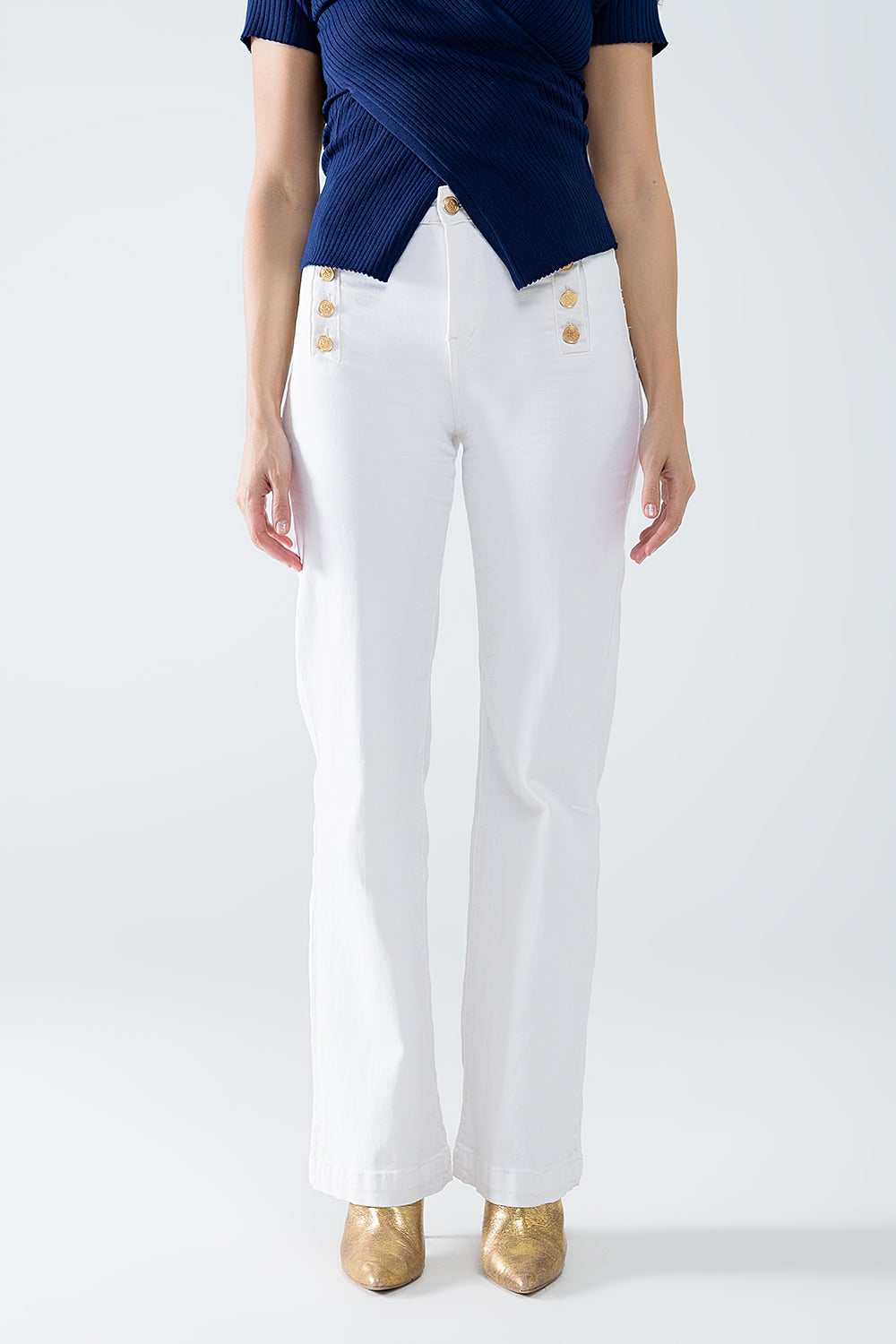 Q2 Straight Jeans With Gold Buttons At the Side in White