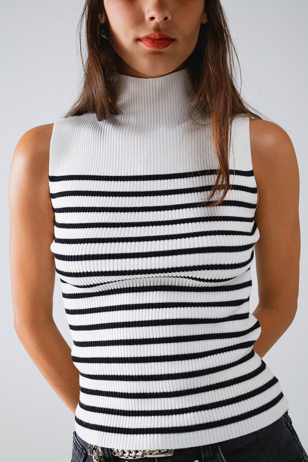 Striped Turtle Neck Tank Top In White Q2 Sweaters BoutiqueLua