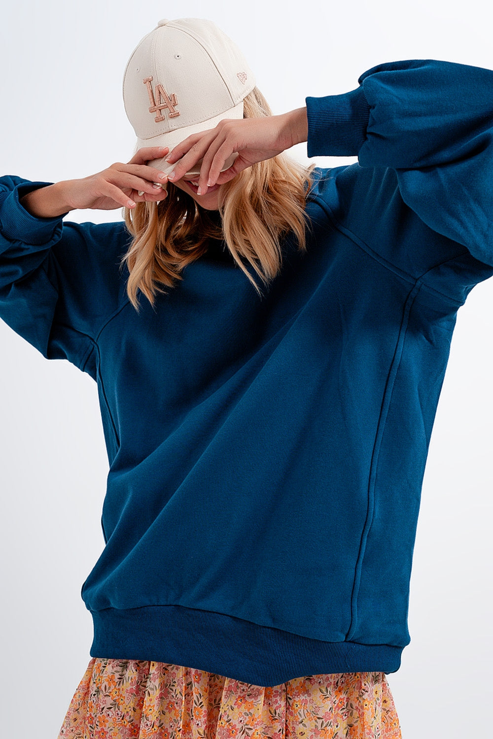 Super oversized sweatshirt with seam detail in blue Q2 Sweaters BoutiqueLua