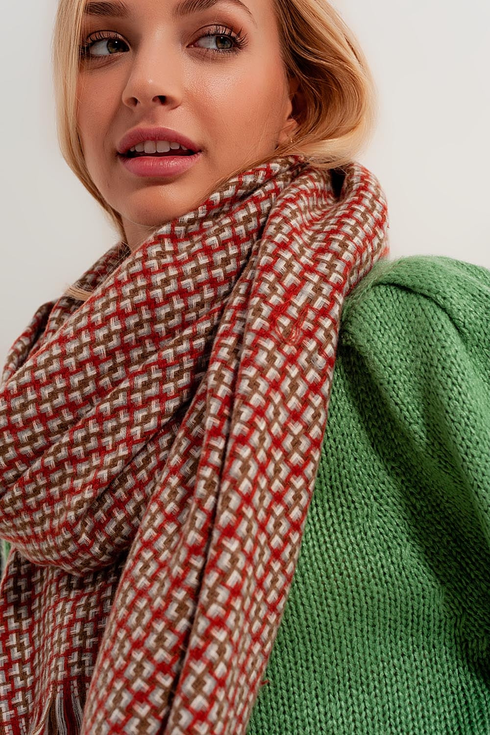 Super soft red scarf with geometric print Q2 Necklaces BoutiqueLua