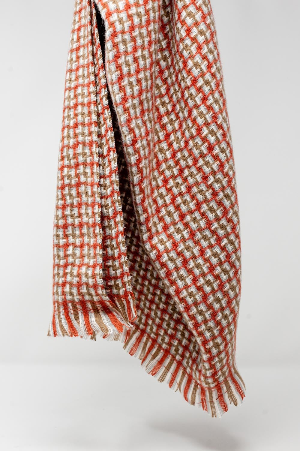 Q2 Super soft red scarf with geometric print