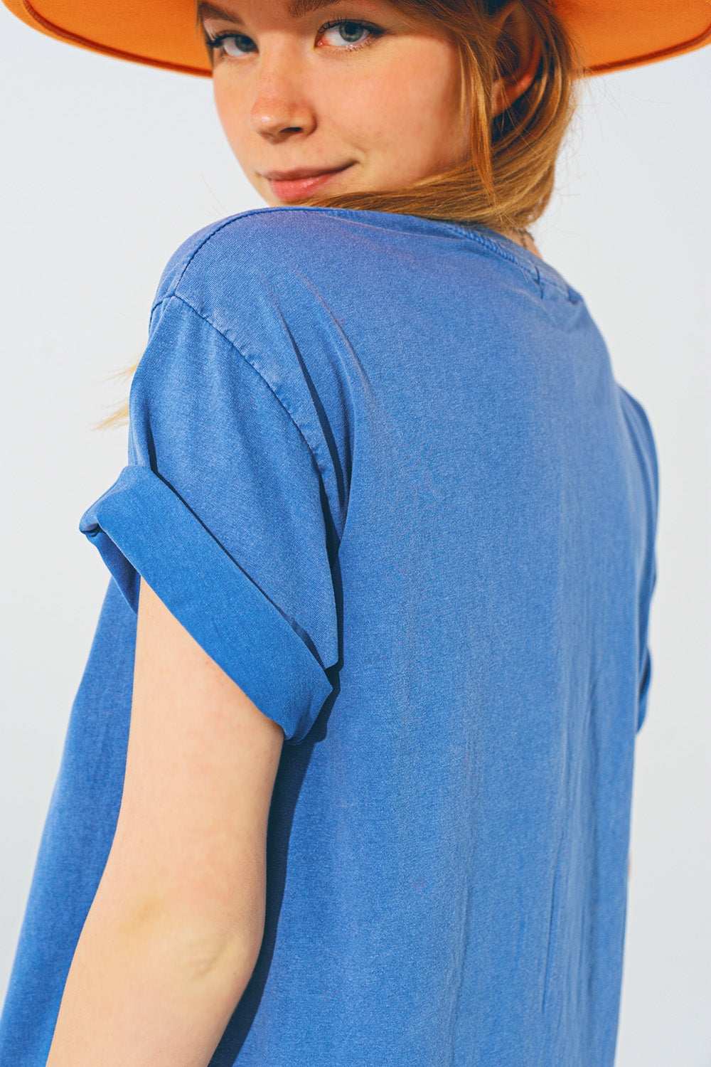 T-Shirt with Vintage 18 Text in Blue Q2 Tops BoutiqueLua