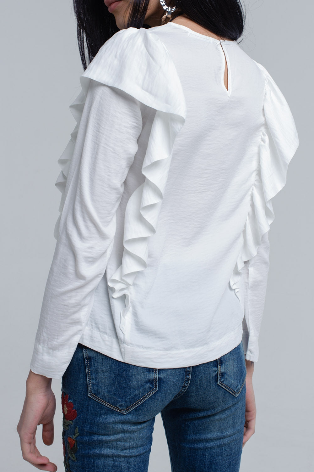 Top with ruffle detail in cream Q2 Shirts BoutiqueLua