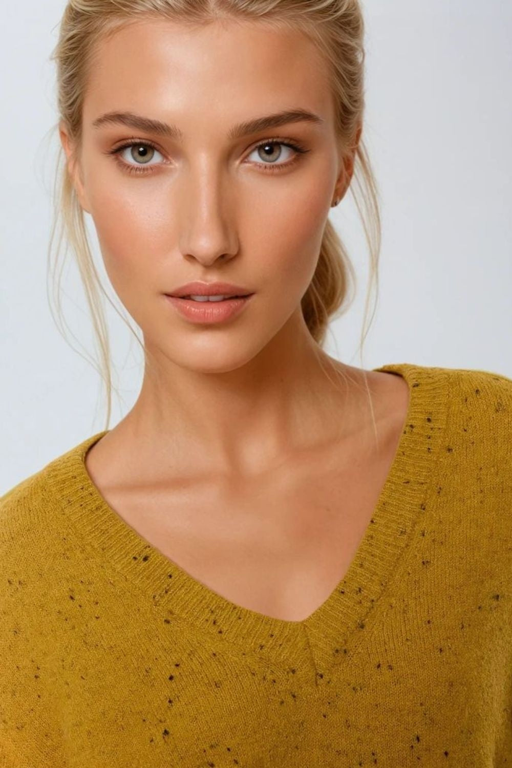 Q2 V-neck relaxed fit Speckled Sweater in Mustard Yellow