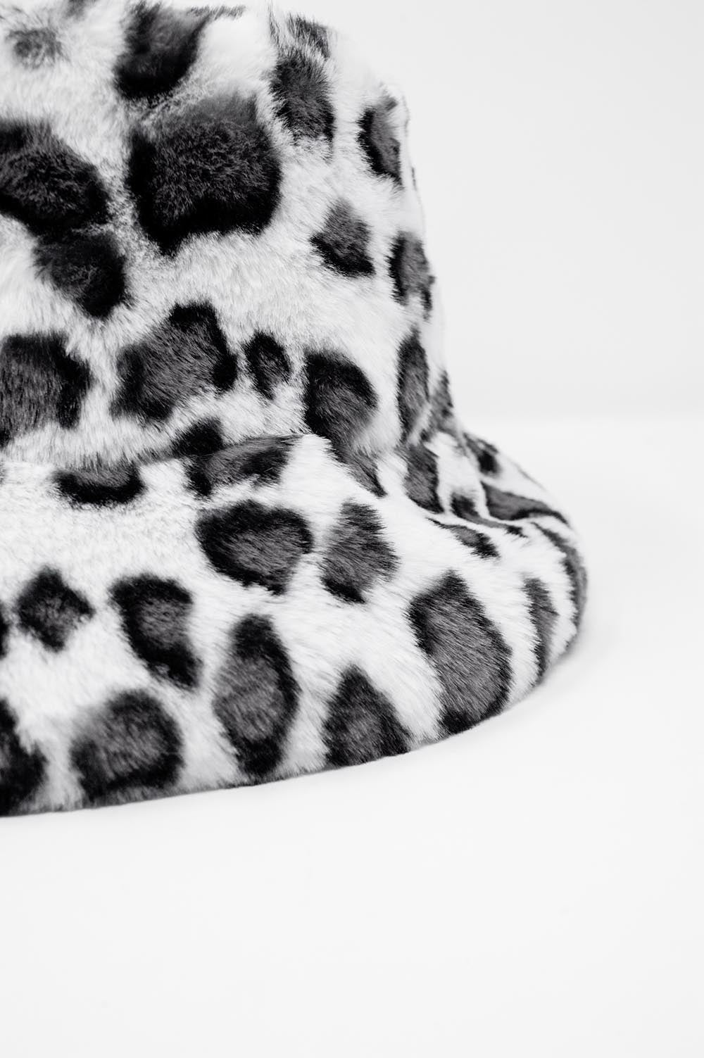 White bucket hat in animal print Q2 Hats BoutiqueLua