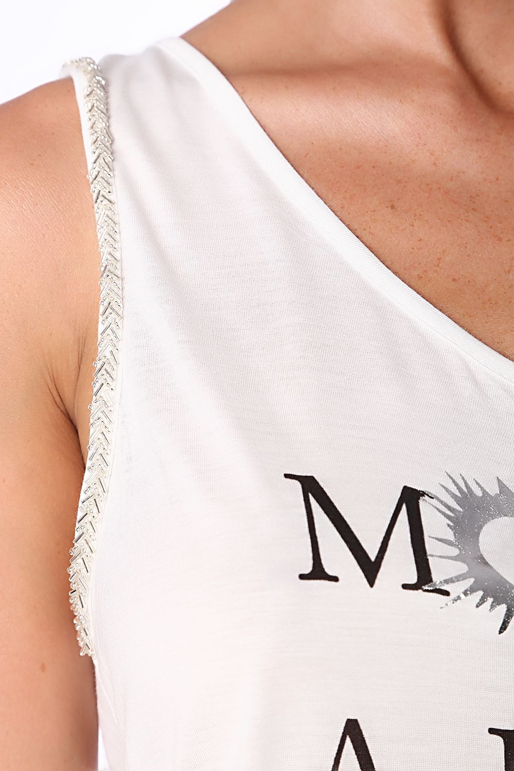 White logo tank top with center split Q2 Shirts BoutiqueLua