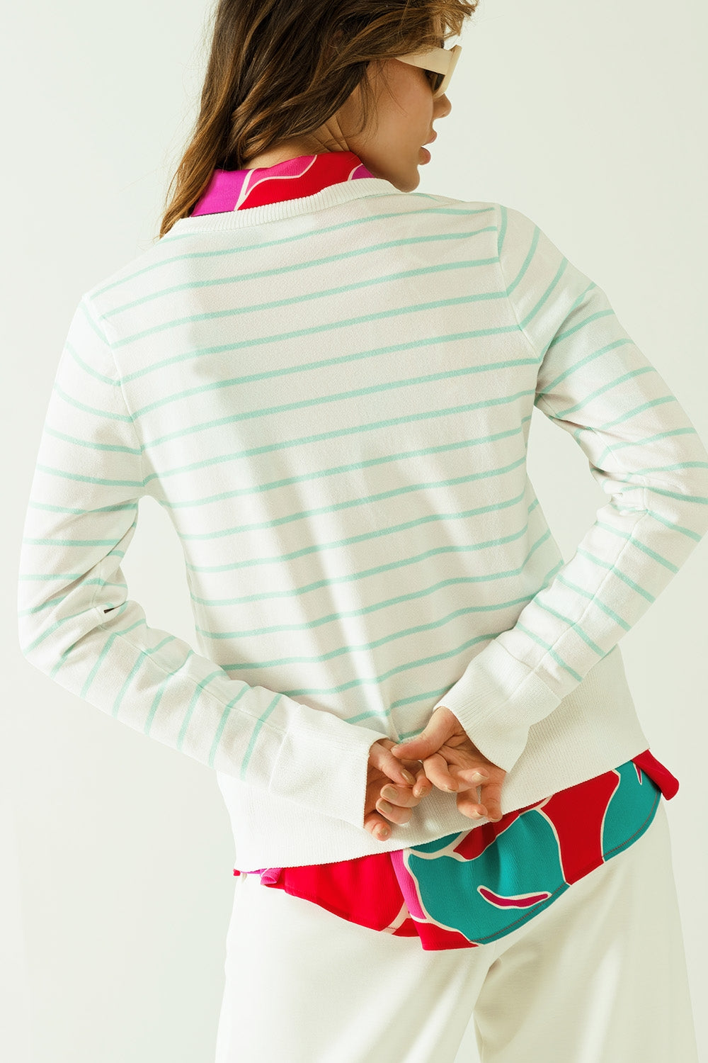 White long sleeves sweater with light green stripes Q2 Sweaters BoutiqueLua