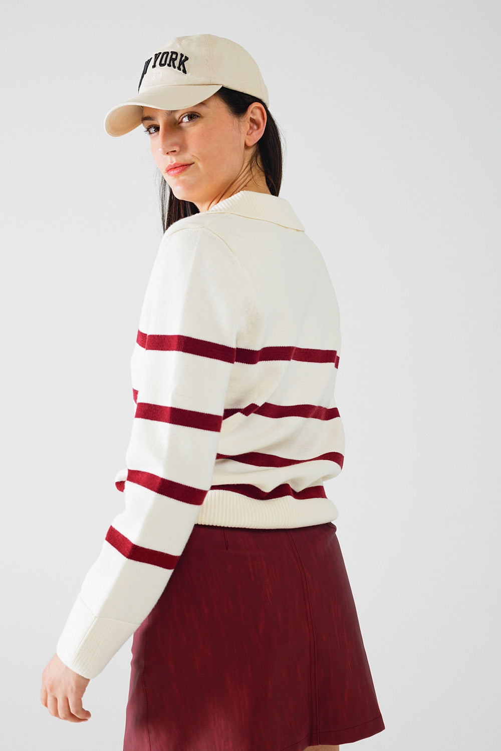 white sweater with dark red stripes and wide v neck Q2 Sweaters BoutiqueLua