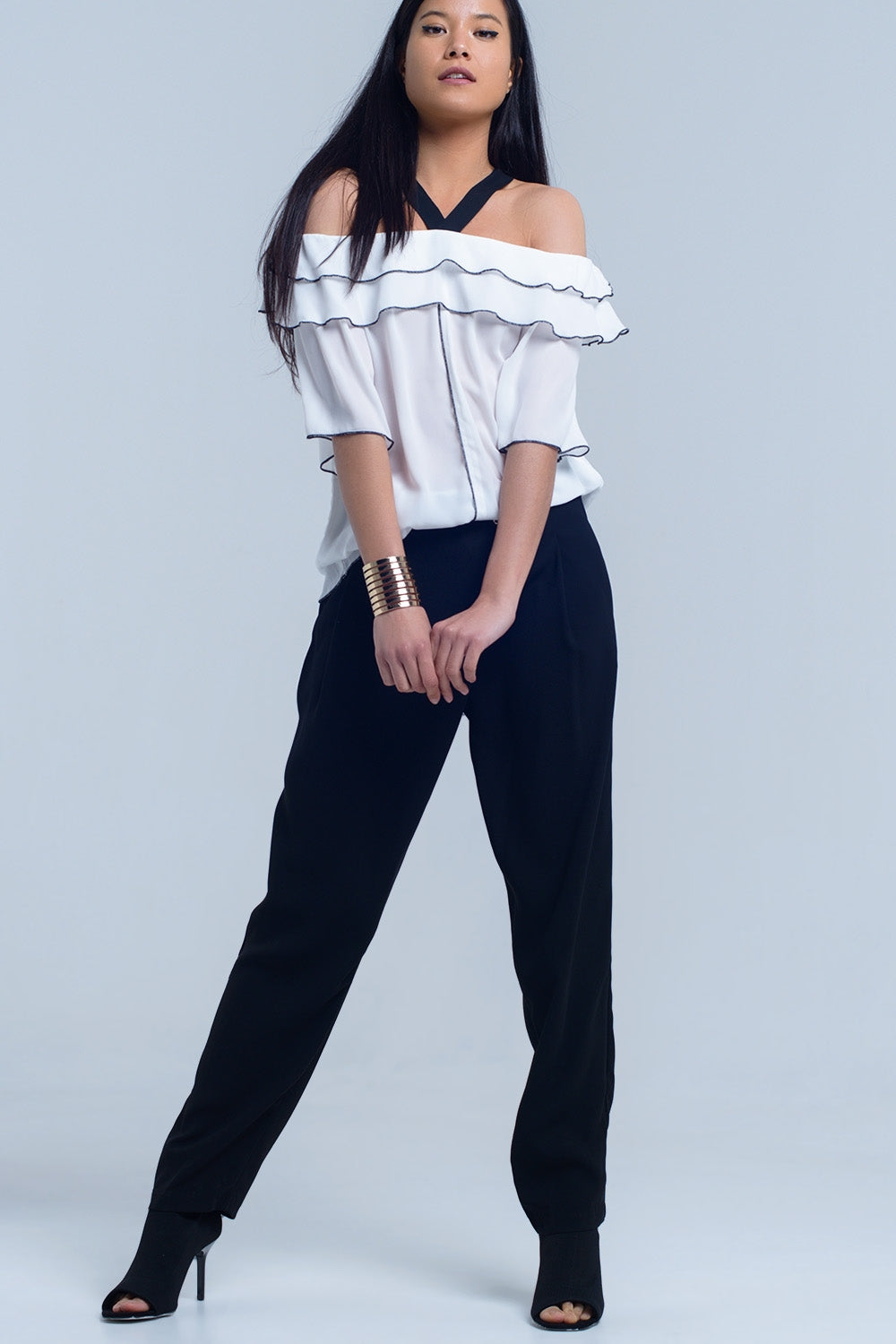 White top with black contrast trim Q2 Shirts BoutiqueLua