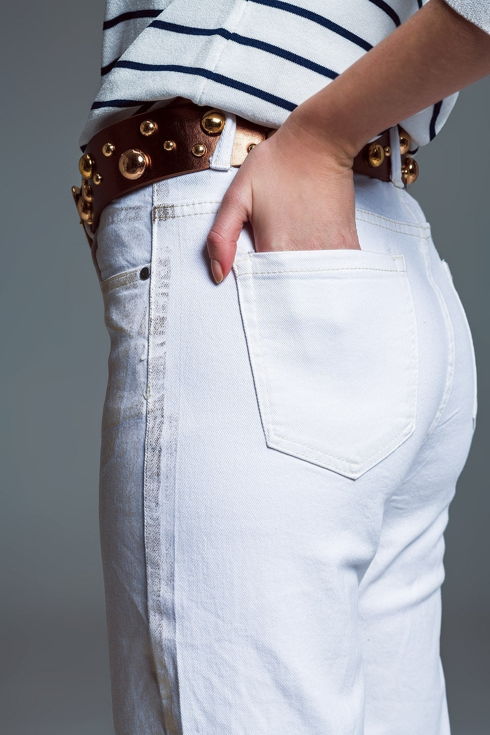 White Wide Leg Jeans With Metallic Finish In Gold Q2 Jeans BoutiqueLua