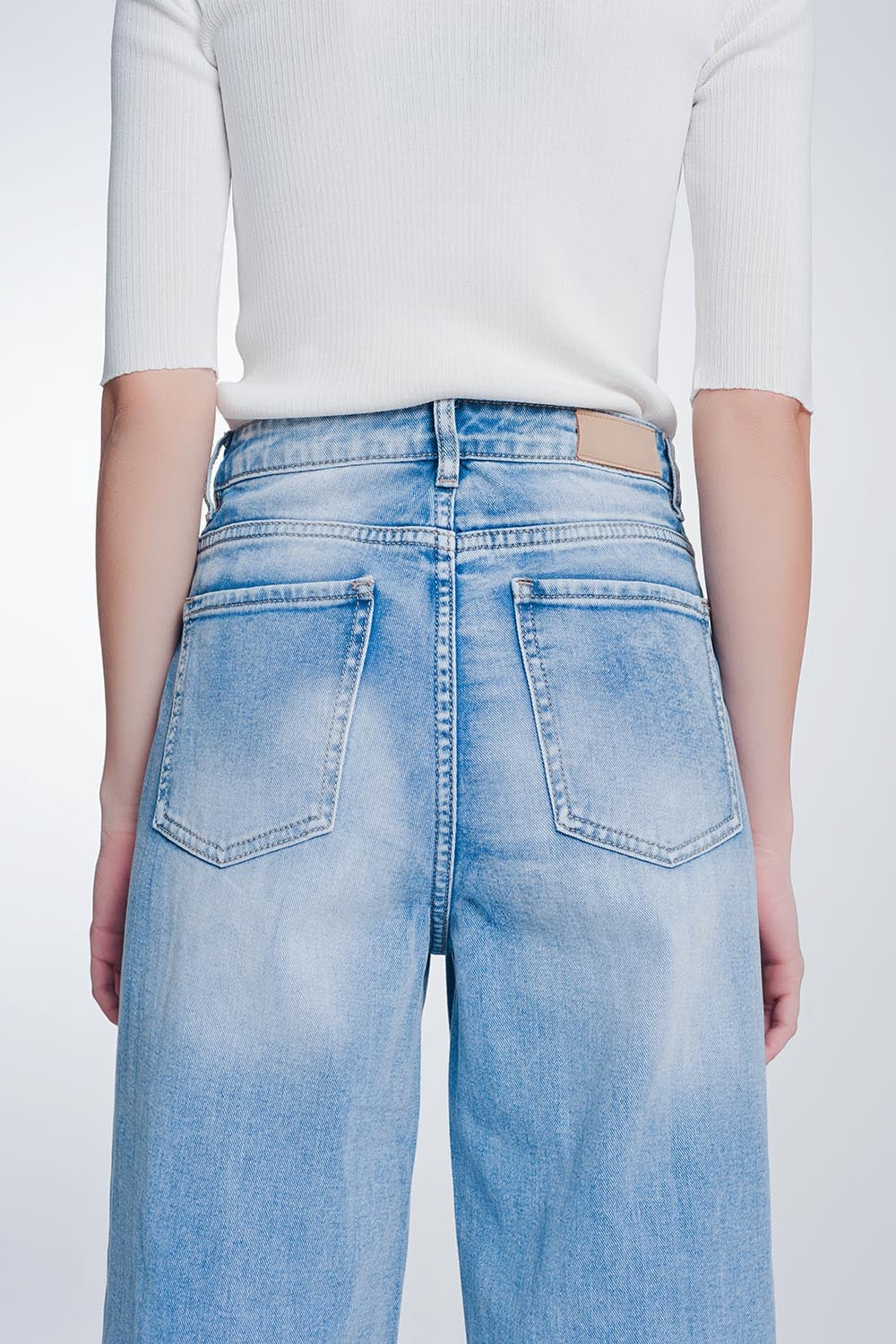 wide leg cropped raw hem jeans in light blue Q2 Jeans BoutiqueLua