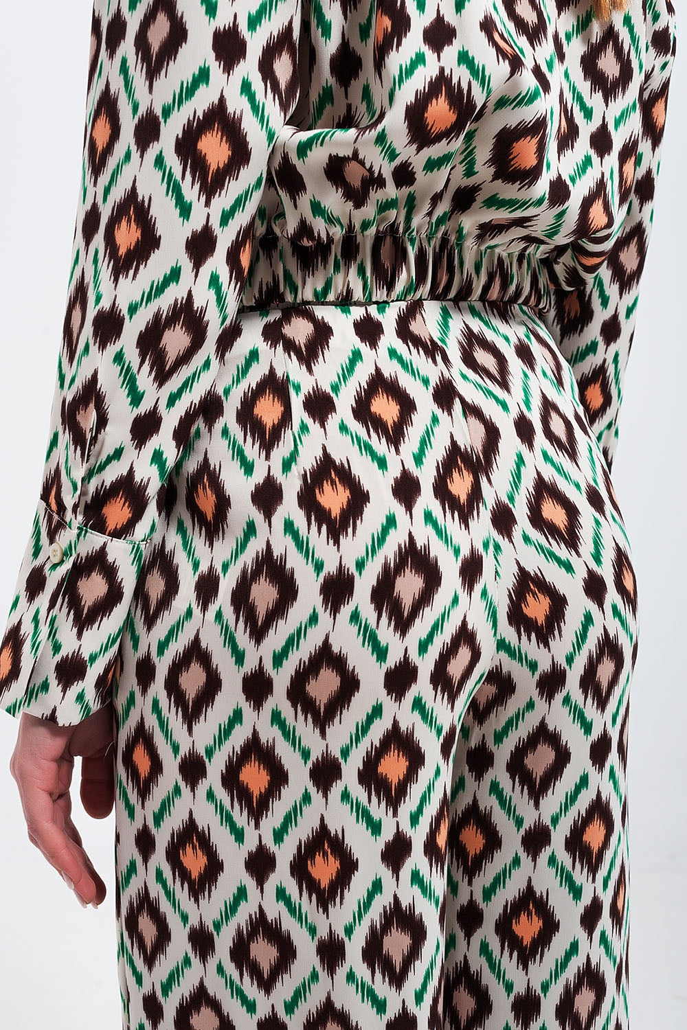 Wide leg pants in geo print Q2 Pants BoutiqueLua