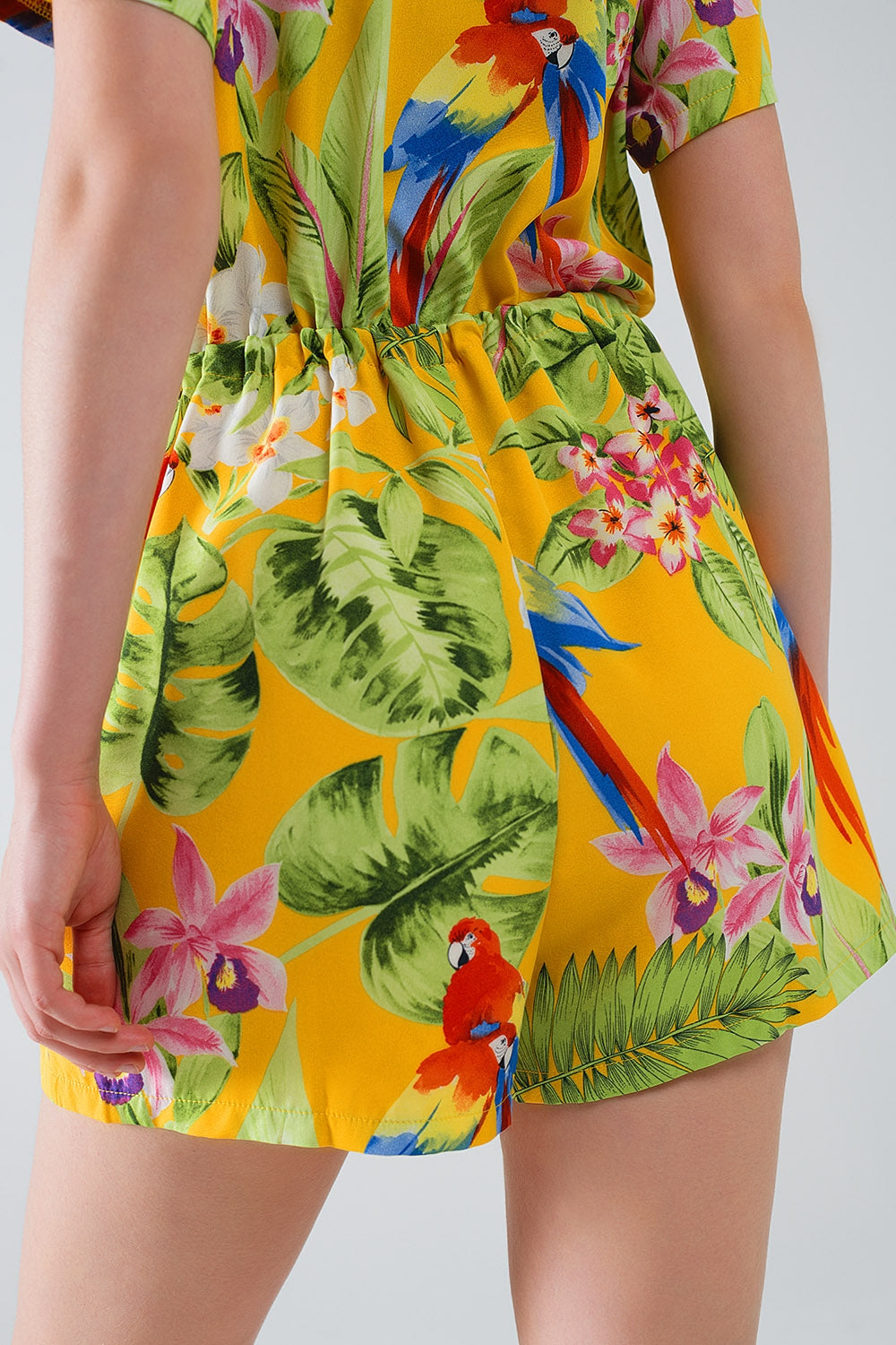 Yellow Short Jumpsuit with Tropical Print and Drawstring Closure Q2 Dresses BoutiqueLua